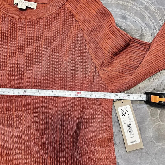 Eva Mendes by New York & Company Bell Sleeve Peplum Sweater Size Large - Picture 10 of 12